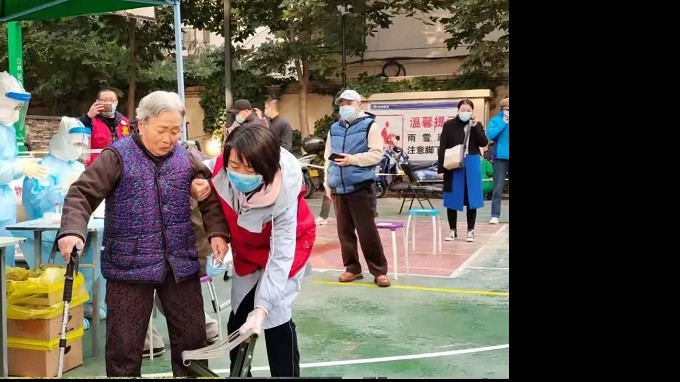 建筑設(shè)計(jì)院疫情防控巾幗志愿服務(wù)在行動